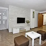 Tomic Apartamento
