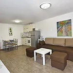 Tomic Apartamento Poreč