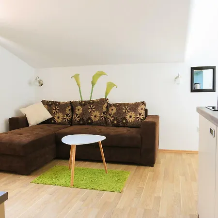 Tomic Apartamento